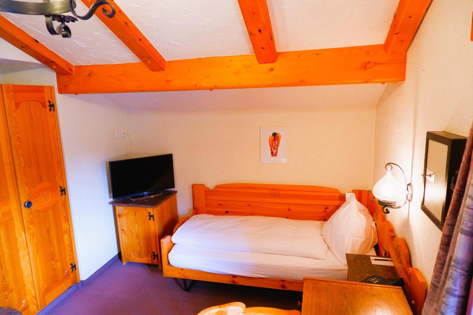 Hotel Christiania Saas-Fee Exterior foto